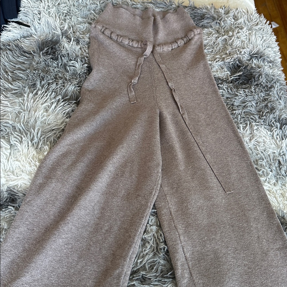 G—Simon Chang Knitwear in Soft Brown